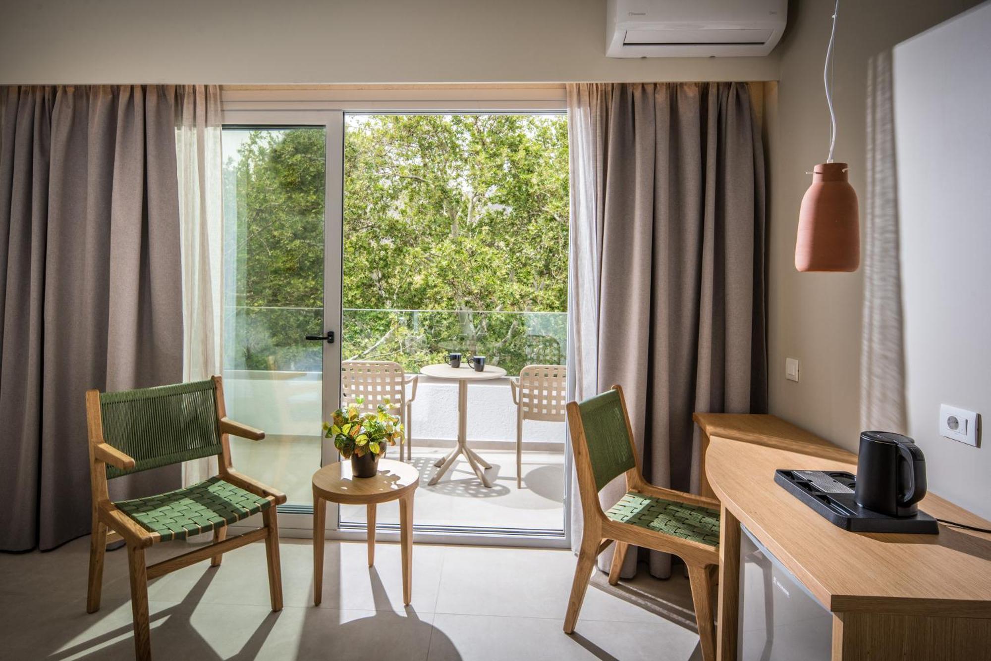 South Coast Hotel Makry Gialos  Exterior photo